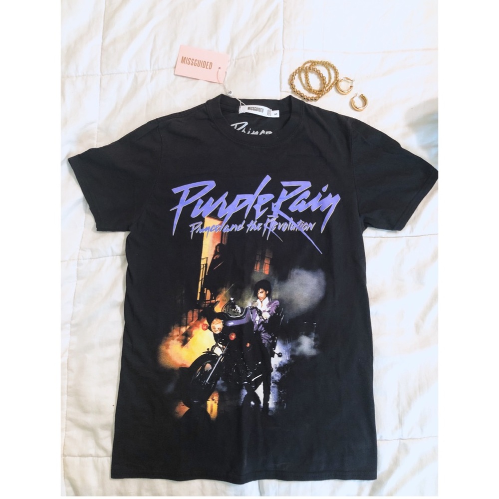 Missguided Graphic Tee Size Small